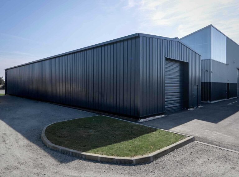 Bâtiment métallique de stockage, 350m², vente